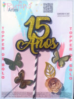 Topo de Bolo EVA Dourado 15 anos com Flor e Borboleta